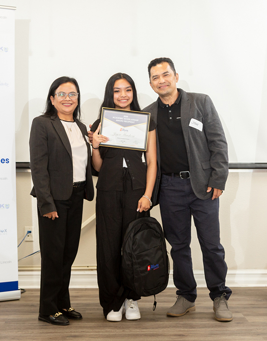 scholarship img
